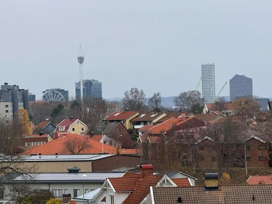 Apartment For Workers & Family With Free Parking Gotemburgo