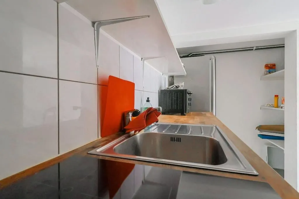 Apartment For Workers & Family With Free Parking Gotemburgo